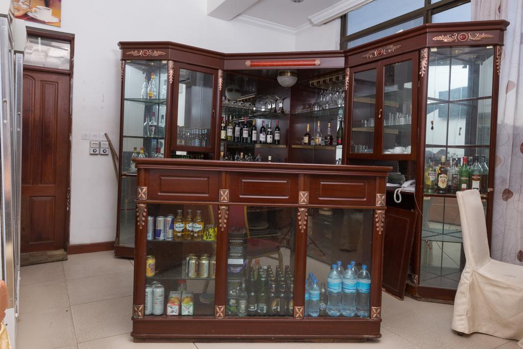Hotel De Mag Дар ес Саалам Екстериор снимка